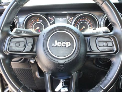 Used 2022 Jeep Wrangler Unlimited Sport AWD/4WD image 20