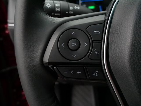 Certified 2024 Toyota Venza XLE AWD/4WD image 25