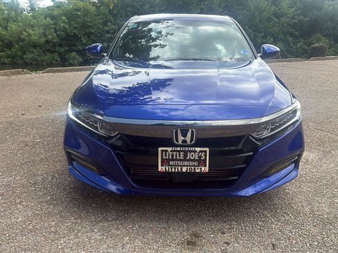 Used 2020 Honda Accord Sport image 13