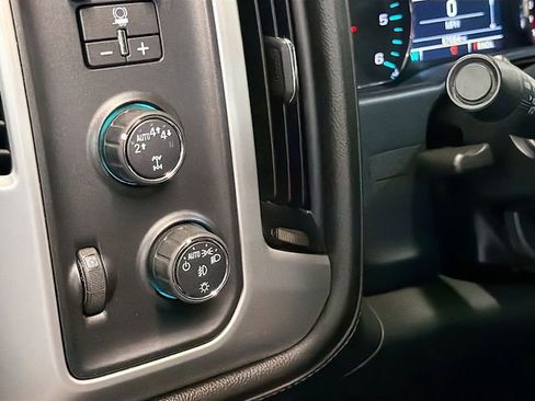 Used 2017 GMC Sierra 1500 SLE w/ SLE Value Package image 10