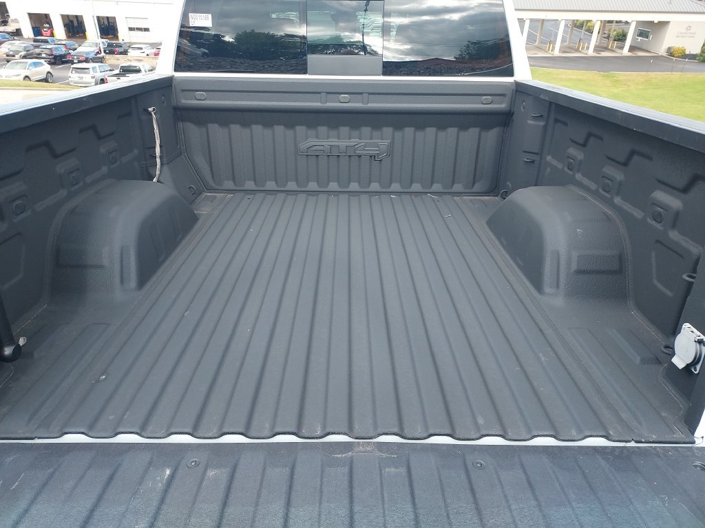 Used 2022 GMC Sierra 1500 AT4 w/ AT4 Premium Package AWD/4WD image 9