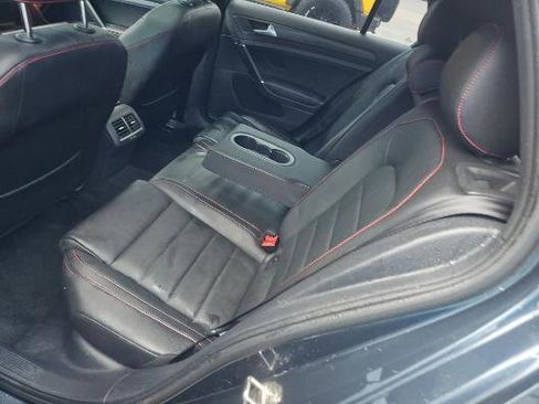 Used 2019 Volkswagen GTI SE FWD image 9