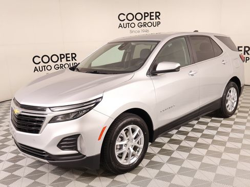 Used 2022 Chevrolet Equinox LT FWD image 10
