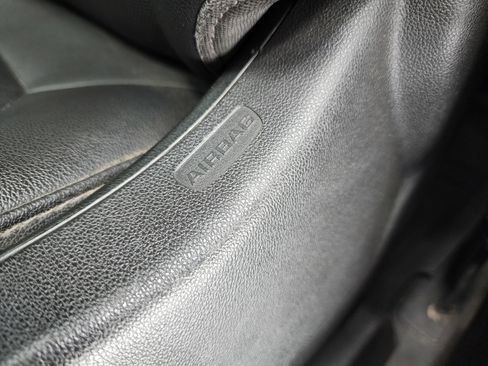 Used 2022 Chevrolet Silverado 2500 LTZ w/ Safety Package image 42