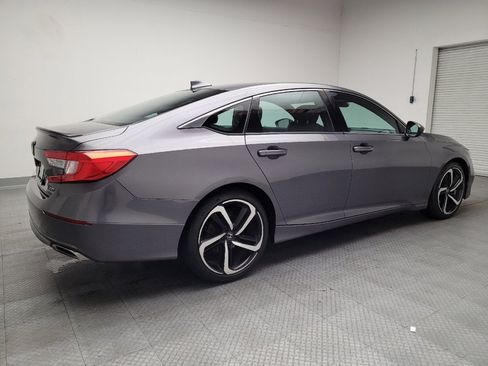 Used 2018 Honda Accord Sport image 10