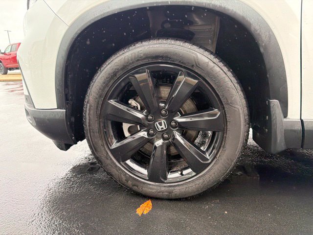 Used 2025 Honda Pilot Black Edition image 12