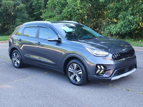 Used 2020 Kia Niro EX Premium FWD image 7