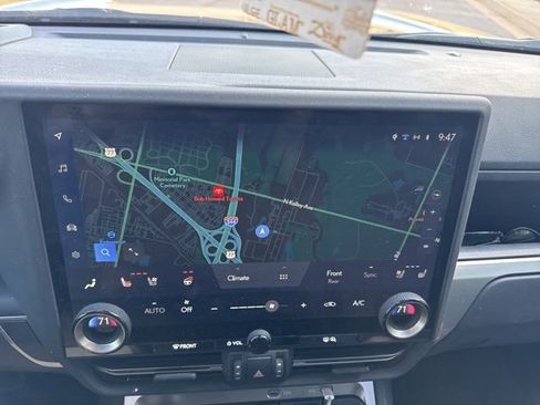 Used 2024 Lexus GX 550 550 Premium image 18