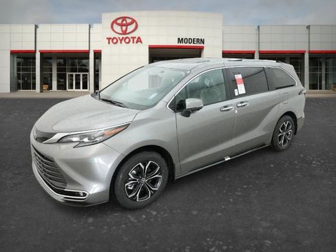 New 2026 Toyota Sienna Platinum AWD/4WD image 1