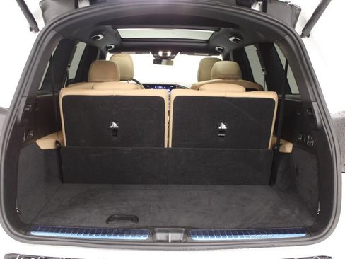Used 2025 Mercedes-Benz GLS 450 4MATIC image 41