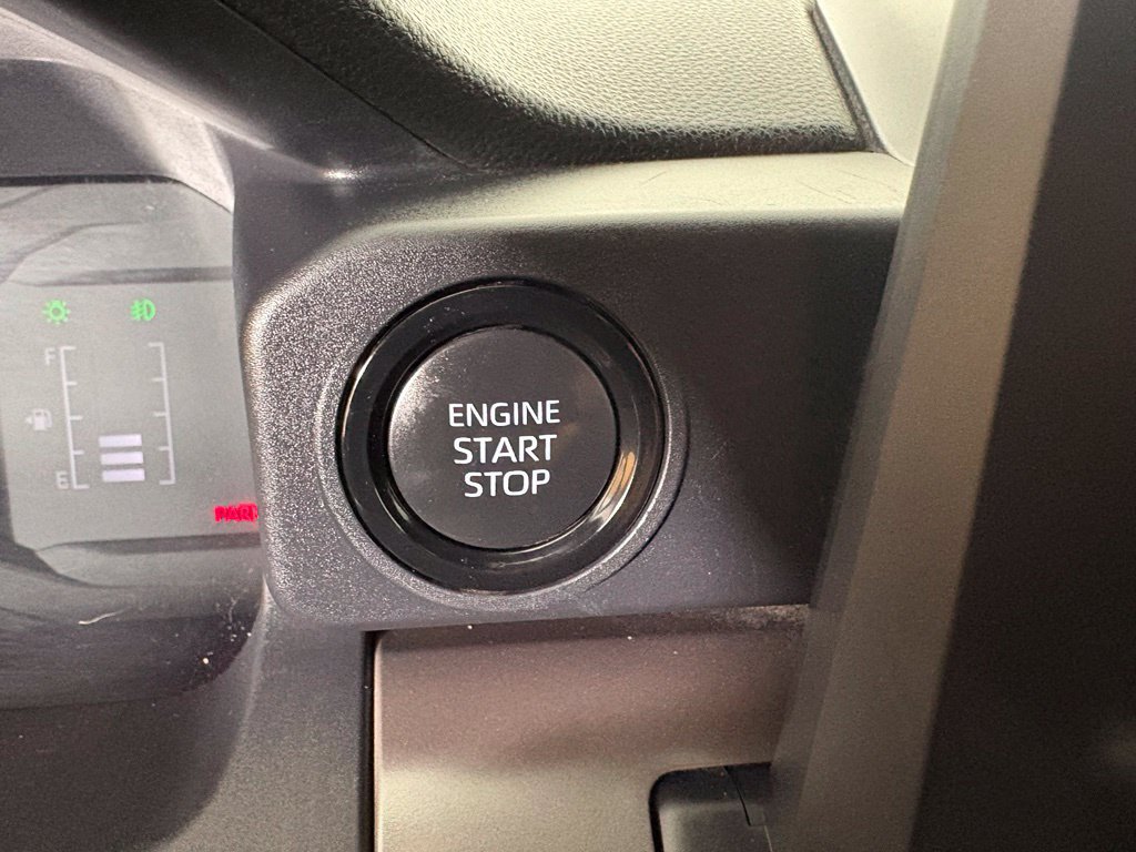 Used 2024 Toyota Tacoma SR5 AWD/4WD image 26