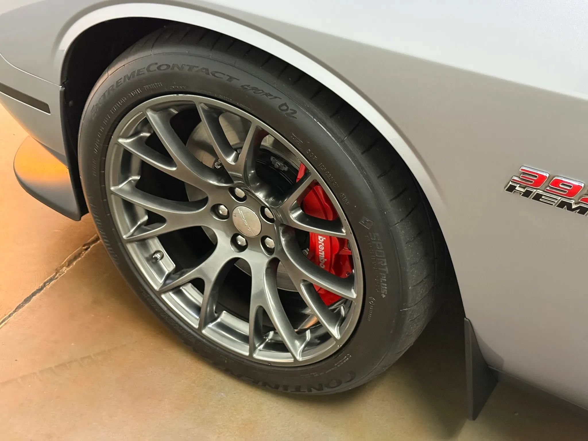 Used 2016 Dodge Challenger SRT w/ Technology Group RWD image 22