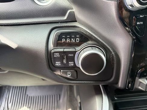 Used 2023 RAM 1500 Big Horn AWD/4WD image 23