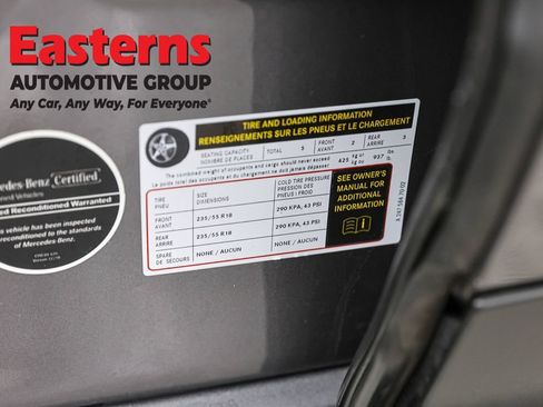Used 2021 Mercedes-Benz GLB 250 4MATIC image 36
