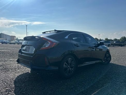 Used 2019 Honda Civic EX image 12