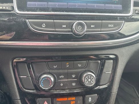 Used 2020 Buick Encore Preferred image 14