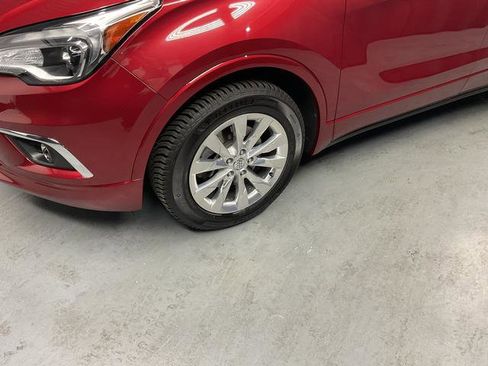 Used 2018 Buick Envision Essence image 3