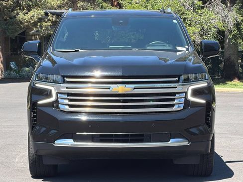 Used 2024 Chevrolet Tahoe High Country AWD/4WD image 9