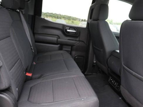 Used 2021 Chevrolet Silverado 1500 LT AWD/4WD image 16