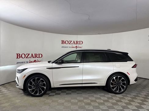 New 2026 Lincoln Nautilus Black Label image 4