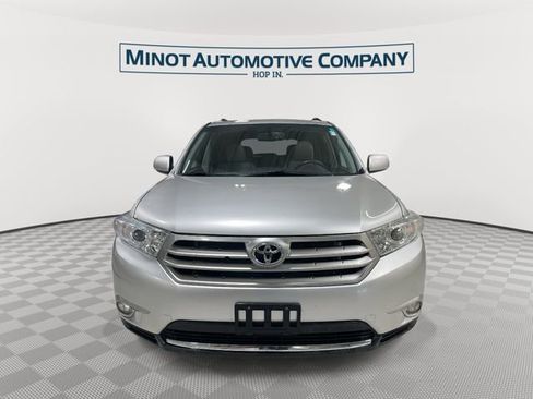 Used 2013 Toyota Highlander SE AWD/4WD image 3