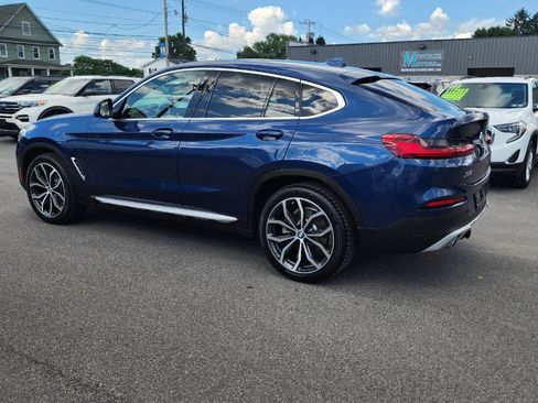 Used 2021 BMW X4 xDrive30i AWD/4WD image 4