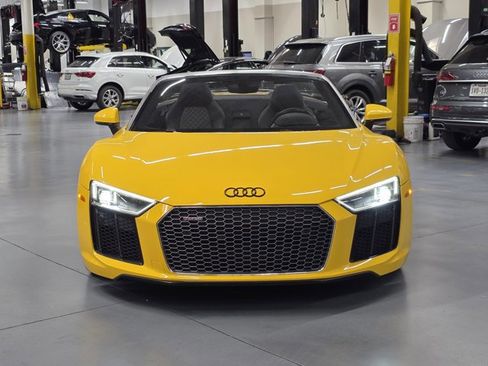 Used 2018 Audi R8 V10 plus image 2