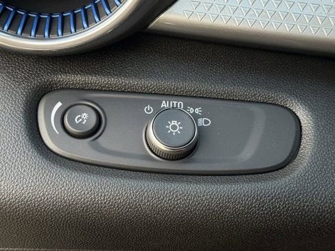 New 2026 Chevrolet Trax LT w/ Driver Confidence Package image 17