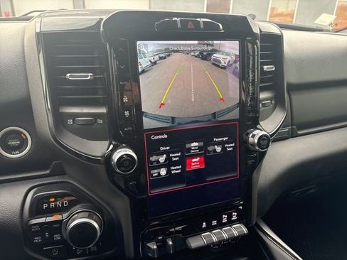 Used 2021 RAM 1500 Big Horn w/ Built-to-serve Edition image 18