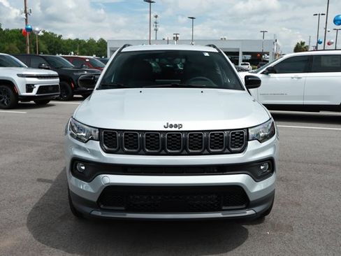 New 2026 Jeep Compass Latitude AWD/4WD image 2