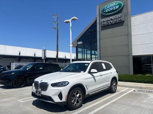Used 2024 BMW X3 sDrive30i w/ Premium Package RWD image 1
