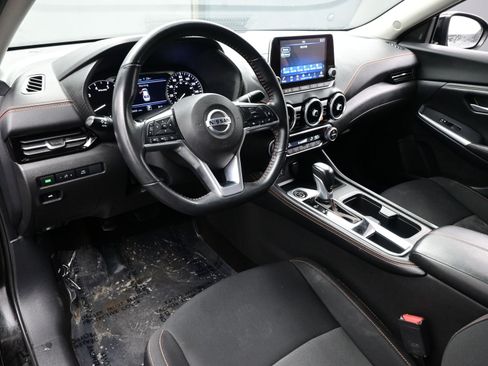 Used 2022 Nissan Sentra SR w/ Midnight Edition image 12