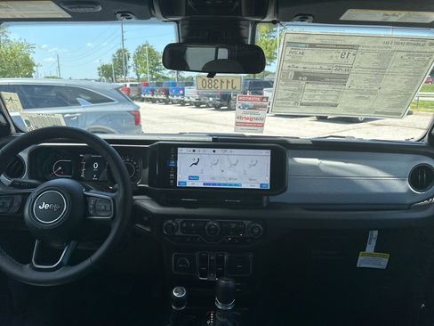 New 2025 Jeep Gladiator Sport image 2