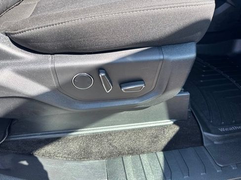 Used 2018 Ford F150 XLT w/ Equipment Group 302A Luxury AWD/4WD image 35