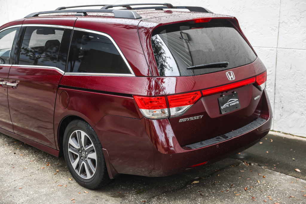 Used 2015 Honda Odyssey Touring image 17