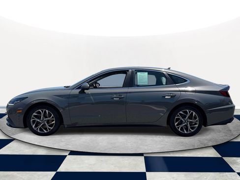 Used 2023 Hyundai Sonata SEL w/ Convenience Package FWD image 4