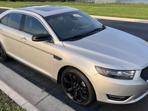 Used 2019 Ford Taurus SHO AWD/4WD image 16