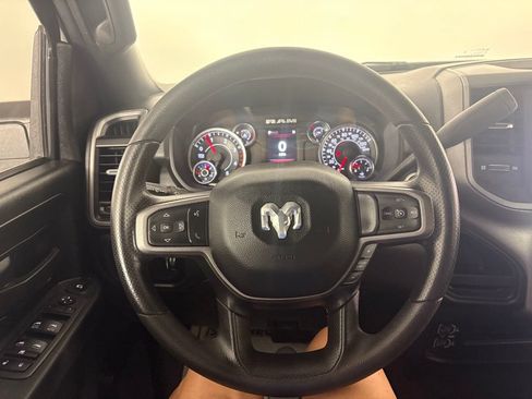 Used 2024 RAM 2500 Tradesman w/ Chrome Appearance Group AWD/4WD image 17