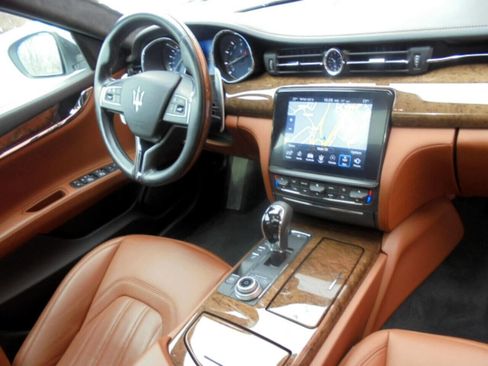 Used 2018 Maserati Quattroporte S GranLusso Q4 image 7