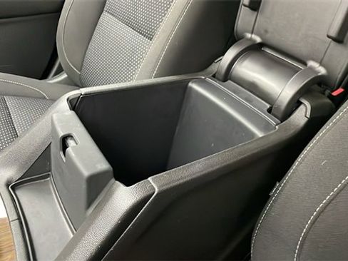 Certified 2023 GMC Acadia SLE w/ Driver Convenience Package image 29