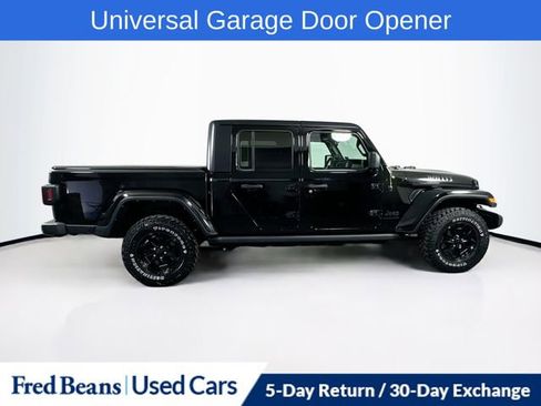 Used 2022 Jeep Gladiator Sport AWD/4WD image 11
