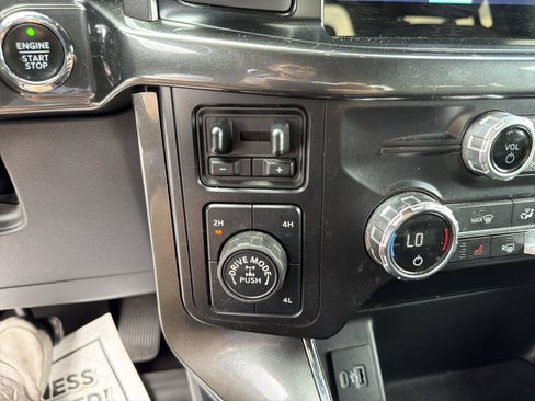 Used 2021 Ford F150 XLT w/ Equipment Group 302A High AWD/4WD image 29