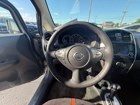 Used 2015 Nissan Versa Note SR w/ Interior Illumination Package FWD image 16