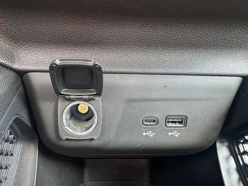 Used 2024 Chevrolet TrailBlazer LS w/ LS Convenience Package AWD/4WD image 19