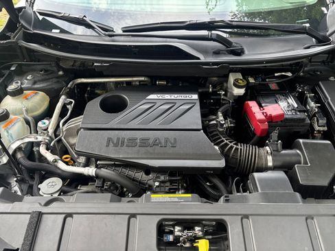 Used 2025 Nissan Rogue SV AWD/4WD image 34