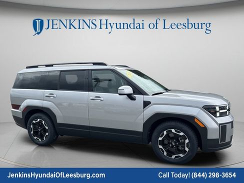 Certified 2025 Hyundai Santa Fe SEL FWD image 2
