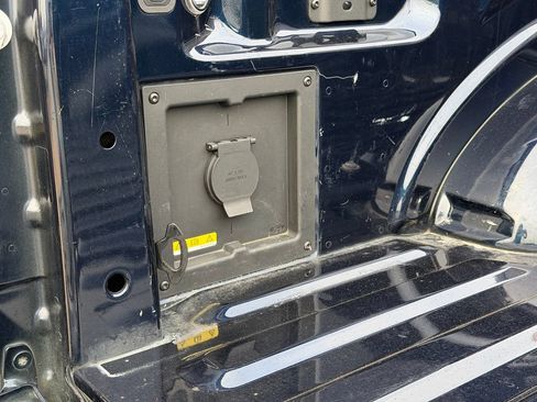 Used 2023 Ford F150 King Ranch w/ Equipment Group 601A High AWD/4WD image 14