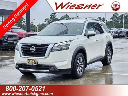 Used 2024 Nissan Pathfinder SL