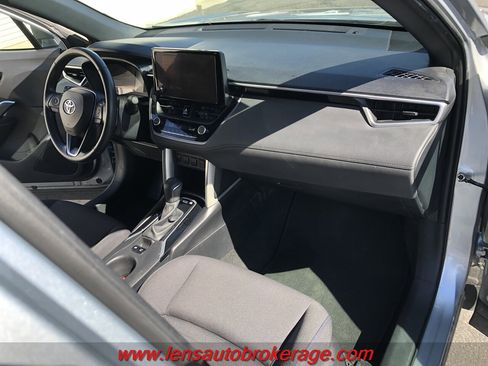 Used 2023 Toyota Corolla Cross AWD Hybrid image 22