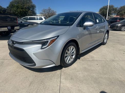 New 2026 Toyota Corolla XLE image 2